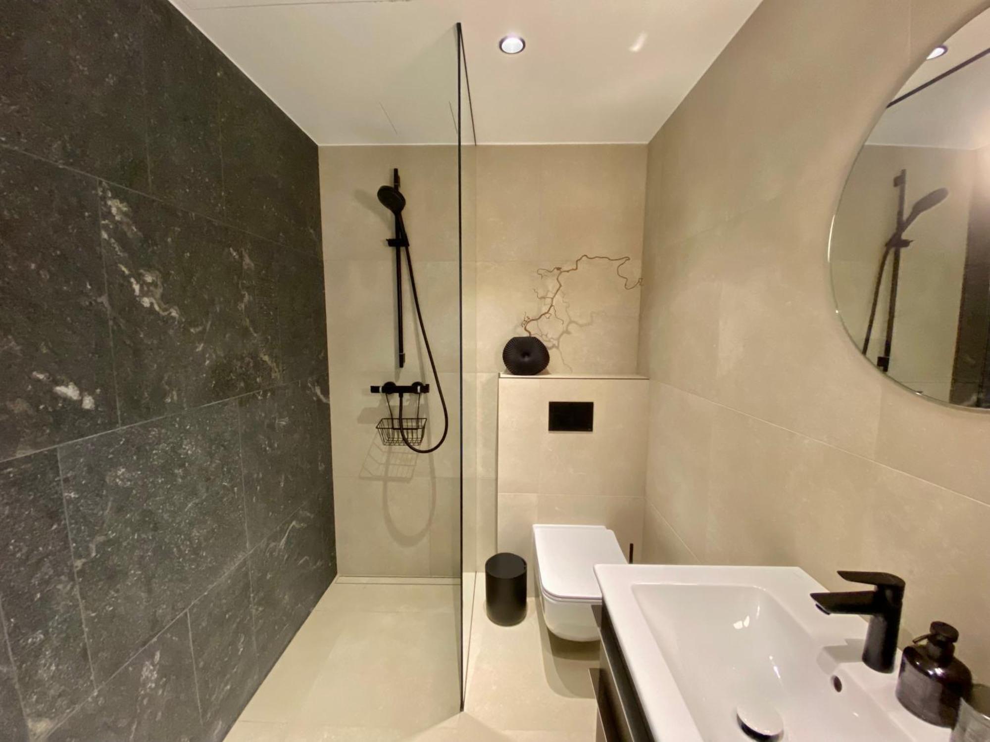 Elegance Apartment - City Centre Free Parking تالين المظهر الخارجي الصورة