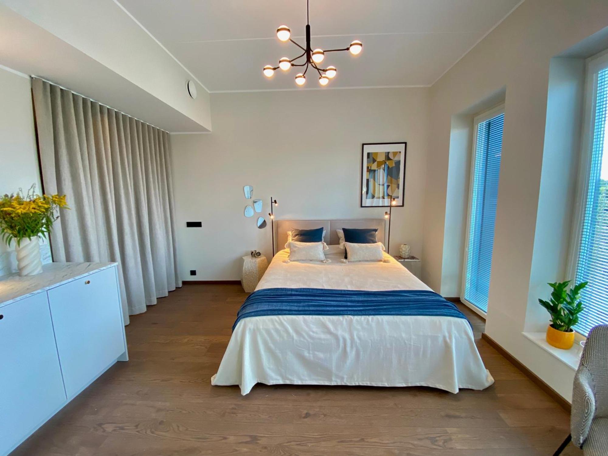 Elegance Apartment - City Centre Free Parking تالين المظهر الخارجي الصورة